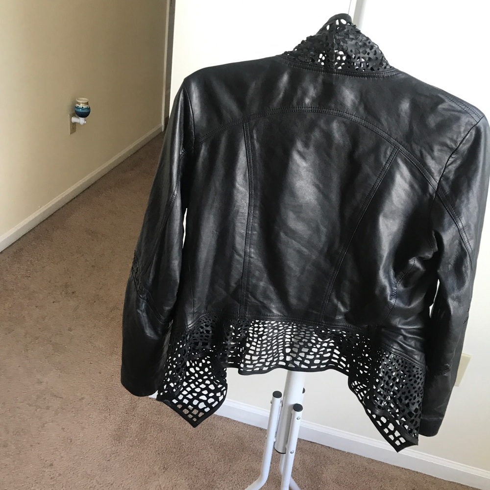 Leather jacket - Picture 2 of 5